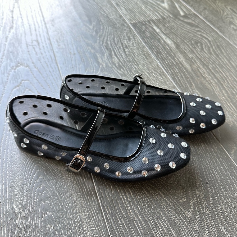 Open Edit - Desi Maryjane with crystals Flat in black. Size 6.
